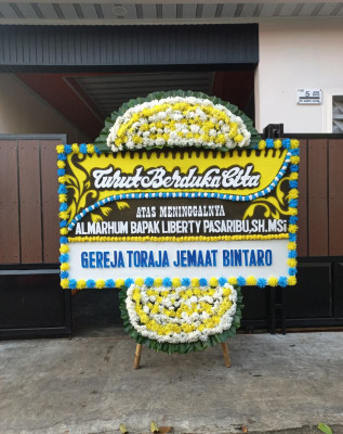 Papan Bunga Duka di Berbek